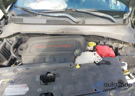 2019 Jeep Compass Trailhawk 4X4 z USA, uszkodzony, nr VIN 3C4NJDDB9KT628649